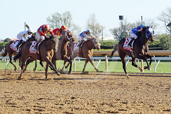 BurnhamSquareThe Bluegrass4-8-25KLD6531