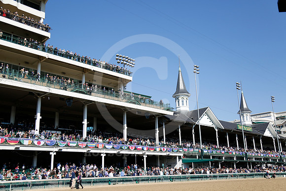 churchilldownsgrandstand01_rn