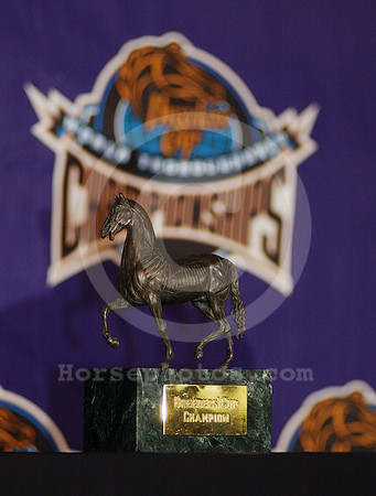 breederscuptrophy01_hr