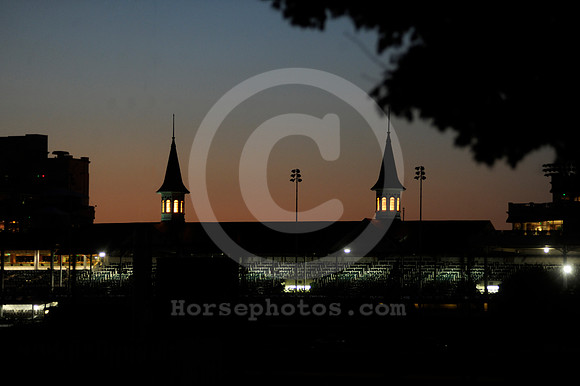 churchilldowns_spires101_hr
