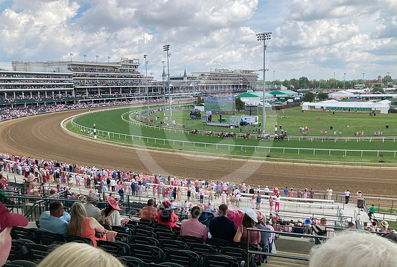 churchill_downs103