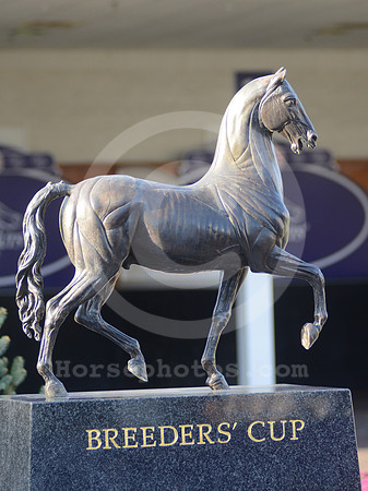 breederscupstatue25_hr